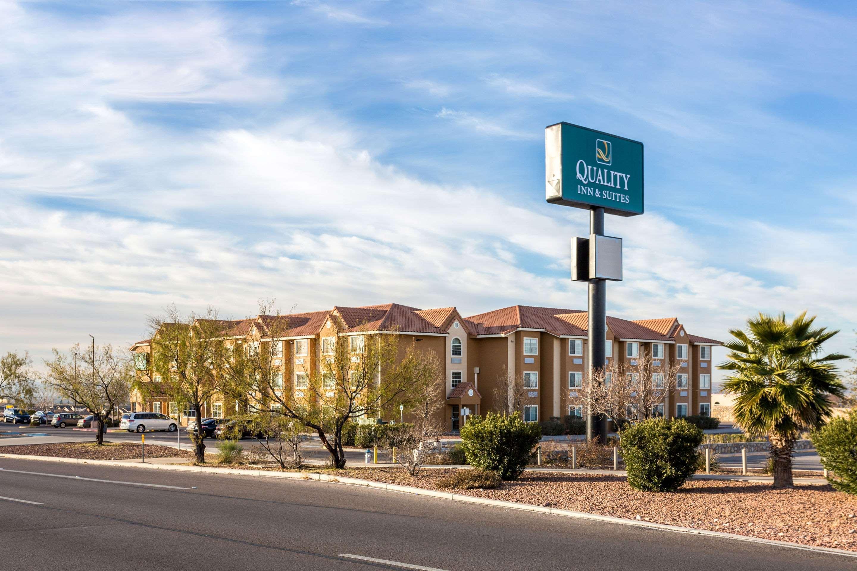 Quality Inn & Suites West El Paso I-10 Exterior photo