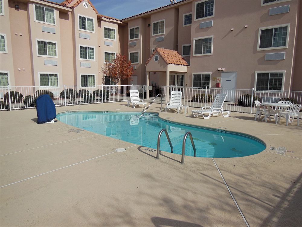 Quality Inn & Suites West El Paso I-10 Exterior photo